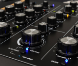 Headliner R4, Mixer Analógica de 4 canais com Rotativos
