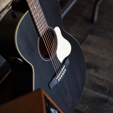 Art & Lutherie: Guitarras feitas á mano no Canadá.